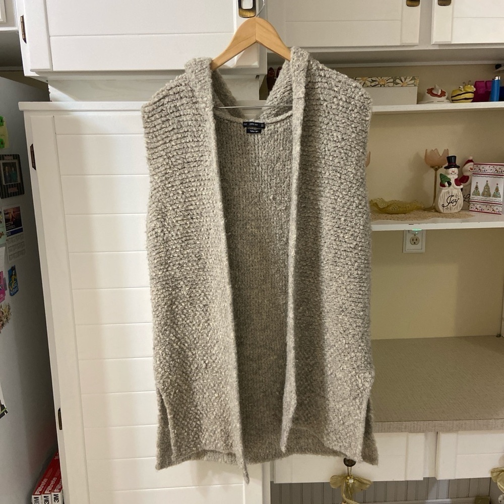 Grey Oversized Knit Sweater Vest by Zara